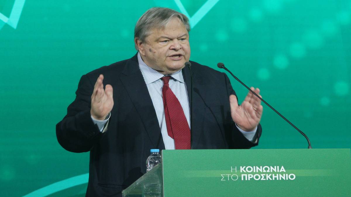 Ευάγγελος Βενιζέλος για παρακολουθήσεις: «Μίζερη, αδιέξοδη και μάταιη η κυβερνητική γραμμή»