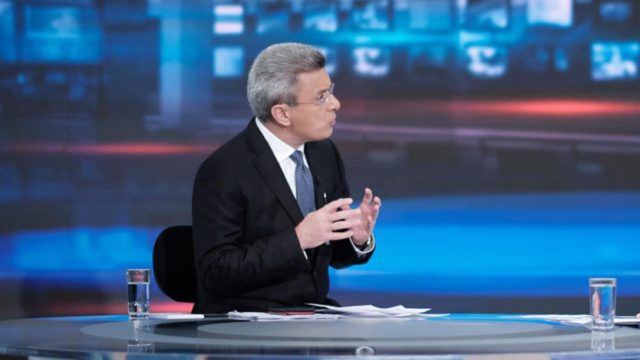 «Ένιωσα ξανά ζωντανός μετά τις χημειοθεραπείες όταν…» – Συγκλονίζει ο Νίκος Χατζηνικολάου για το πρόβλημα υγείας
