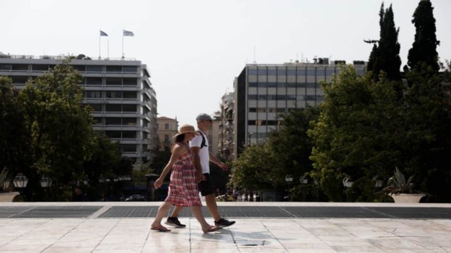 Θερμή “επίθεση” αύριο Παρασκευή (16/9) – Σε ποιές περιοχές η θερμοκρασία θα αγγίξει τους 37 βαθμούς;