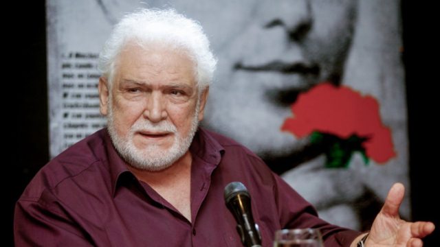 Αλέξανδρος Καζάκος: Αυτός είναι ο άγνωστος 25χρονος γιος του Κώστα Καζάκου – Με τι ασχολείται (photos)