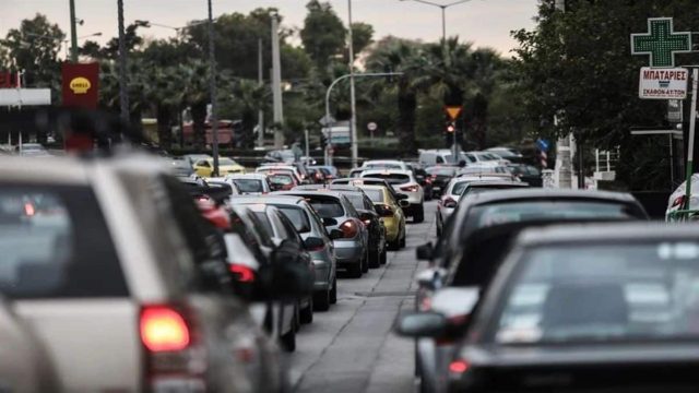 Τροχαίο στον Κηφισό: Καραμπόλα ΙΧ – Κίνηση στο ρεύμα προς Πειραιά