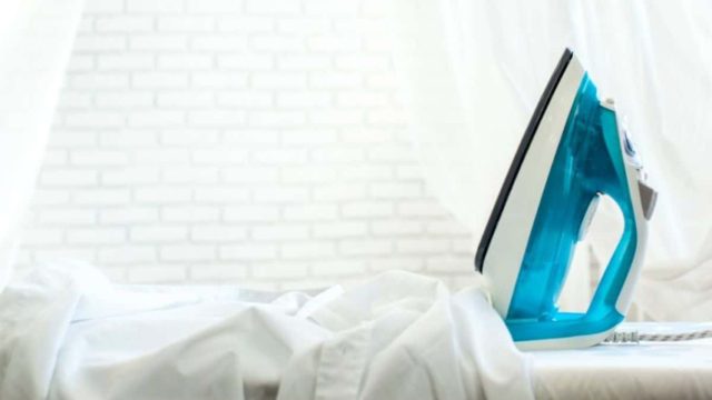 Το θαυματουργό κόλπο με το αλουμινόχαρτο για σίδερο σαν καινούργιο