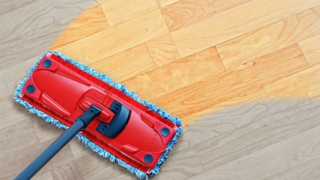 Αυτό είναι το κόλπο για να έχετε πάντα πεντακάθαρο πάτωμα