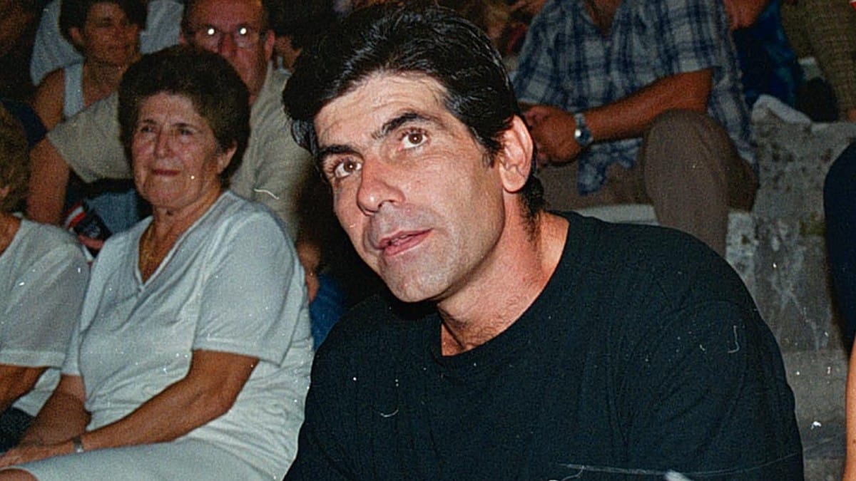 «Καρφώνει» την ΕΡΤ ο Γιάννης Μπέζος: «Επί σειρά ετών δεν έκανε τίποτα…»