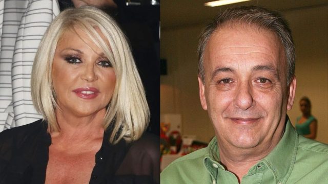 Το αξέχαστο «ξεμάλλιασμα» Κορομηλά – Μικρούτσικου: «Τρίχες κατσαρές που είναι η Ρούλα…»