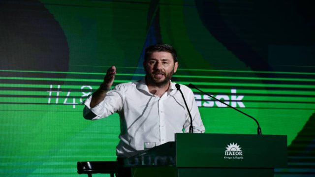 «Καρφιά» Ανδρουλάκη για τις υποκλοπές: «Δεν θέλουν να έρθουν όλα στο φως, γιατί τότε θα φύγουν νύχτα» (video)