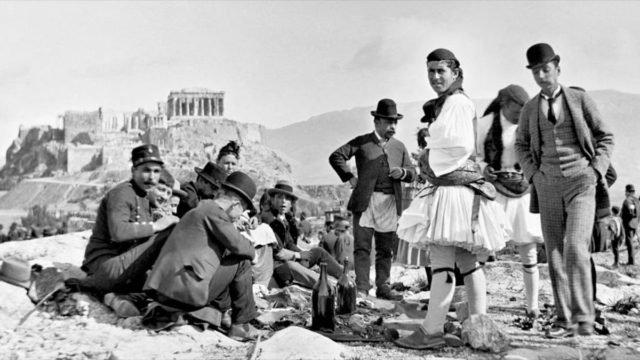 Η Αθήνα από την Ανατολή στη Δύση: Η ταινία – ντοκιμαντέρ της Μαρίας Ηλιού στο Μέγαρο Μουσικής Αθηνών