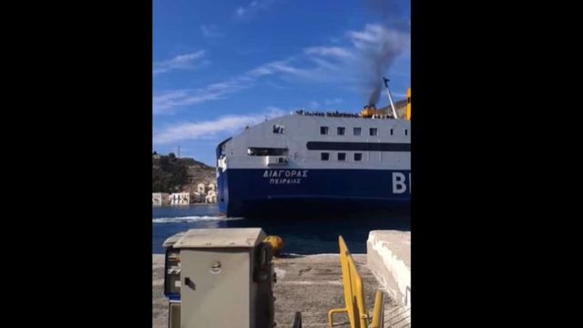 Ρίγος: Το συγκινητικό αντίο των στρατιωτών που απολύονται στους κατοίκους του ακριτικού Καστελόριζου