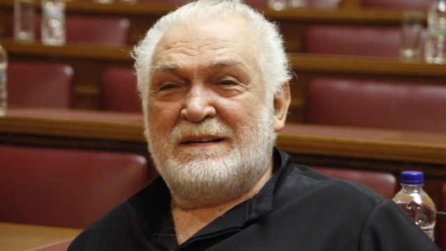 Κώστας Καζάκος: Πότε θα γίνει η κηδεία του – Δώρισε το σώμα του στην Ιατρική Αθηνών