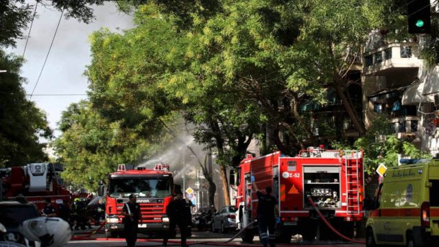 Έκρηξη σε ημιυπόγειο στην Αχαρνών: Τουλάχιστον ένας τραυματίας (φωτο)