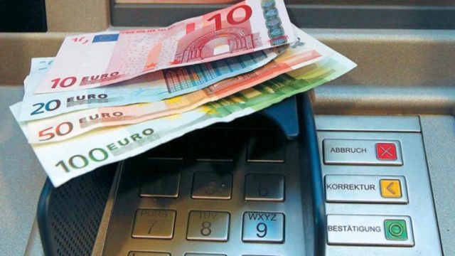 Επίδομα «σίφουνας» 1500 ευρώ στα ΑΤΜ – Πώς θα το πάρετε και εσείς