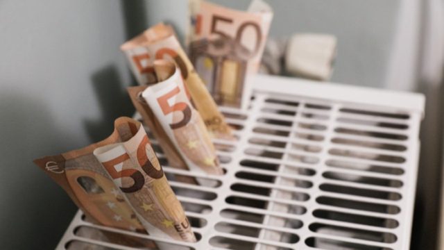 Επίδομα Θέρμανσης: Ποιοι κερδίζουν στη φετινή επιδότηση – Αναλυτικά παραδείγματα