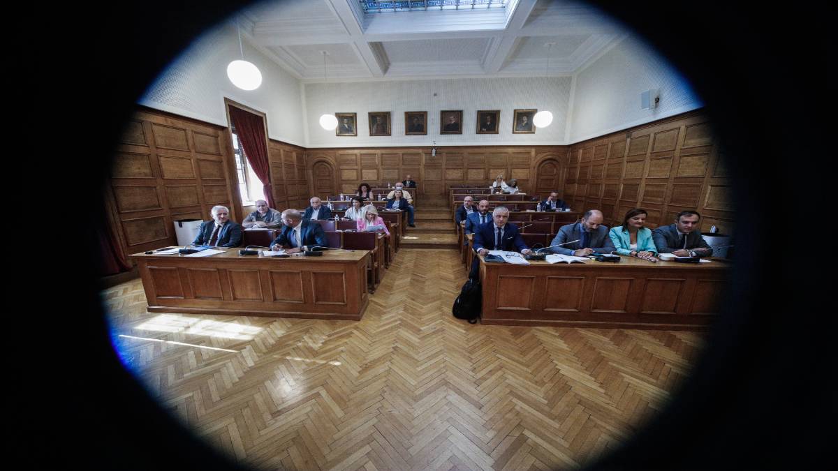 Εξεταστική Επιτροπή για παρακολουθήσεις: Αποχώρησαν ΣΥΡΙΖΑ και ΠΑΣΟΚ-ΚΙΝΑΛ