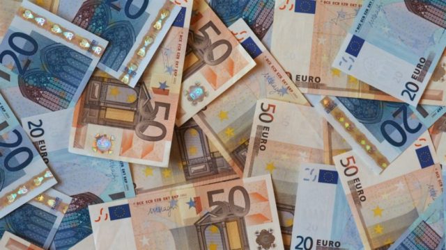 Επιταγή ακρίβειας: 250 ευρώ σε χαμηλοσυνταξιούχους με μηνιαίο εισόδημα έως 800 ευρώ – Στα 350 ευρώ το επίδομα θέρμανσης