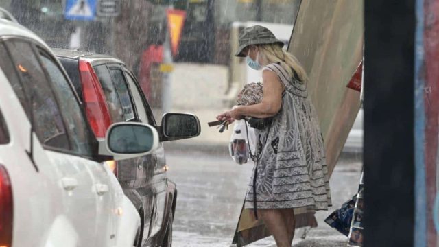 Καιρός σήμερα (1/9): Πρεμιέρα στο Φθινόπωρο με άστατο καιρό και βροχές ακόμη και στην Αττική – Το «καμπανάκι» Κλέαρχου Μαρουσάκη (video)