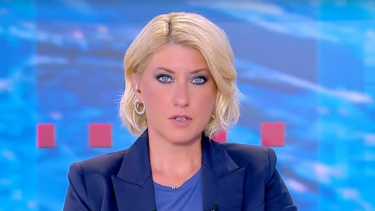 «Έσκασαν» τα νέα στον ΣΚΑΪ για τη Σία Κοσιώνη – Αναστάτωση με την παρουσιάστρια