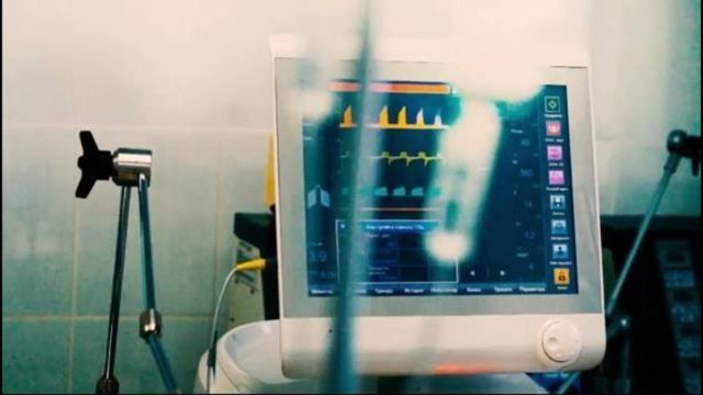 «Είμαι αθώα» – Συντετριμμένη η νοσηλεύτρια για το μωρό που γεννήθηκε νεκρό (video)