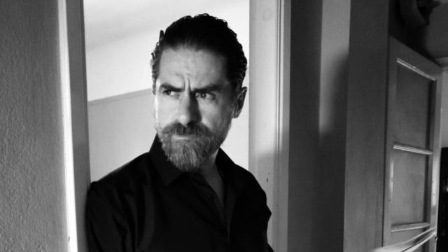 Εντελώς διαφορετική από τη Βασιλική του «Σασμού» – Αυτή είναι η πανέμορφη γυναίκα του Δημήτρη Λάλου
