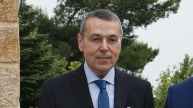 Άλλος άνθρωπος ο Αιμίλιος Λιάτσος – Έτσι είναι σήμερα ο δημοσιογράφος μετά την απόσυρσή του