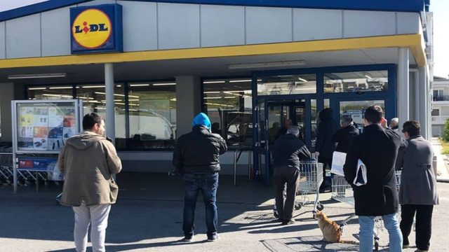 «Σκόρπισαν» χαμόγελα στα Lidl – Πανζουρλισμός με την τελευταία ανακοίνωση