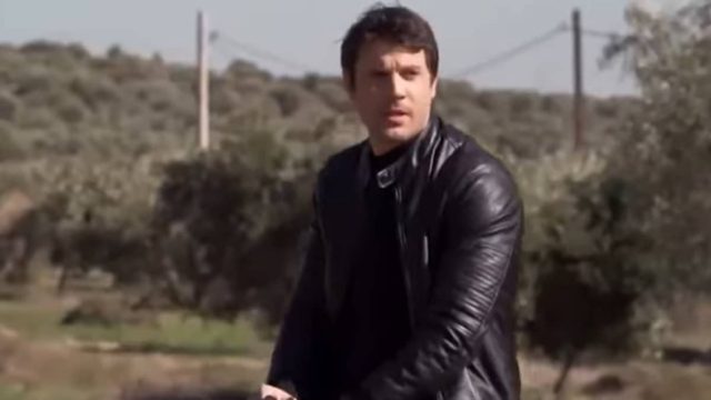 Το μοιράστηκε δημόσια: Έγιναν γνωστά τα ευχάριστα για τον Μανωλάκη από το «Καφέ της Χαράς»
