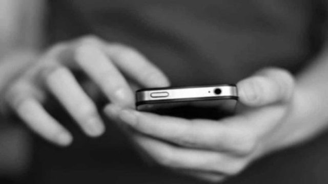 Μεγάλη απάτη με μήνυμα στο κινητό – Χρεώνει πάνω από 10.000 ευρώ!