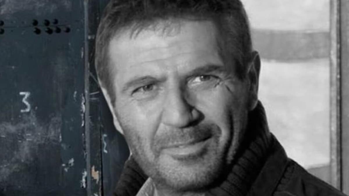 «Ήταν σοκαριστικό το φευγιό του, ο Νίκος Σεργιανόπουλος σαν άνθρωπος…» – «Σεισμός» με την αποκάλυψη ηθοποιού από τους «Δύο Ξένους»