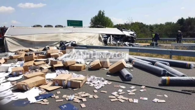 Τραγωδία στη Θράκη: Οδηγός καταπλακώθηκε από την νταλίκα του και σκοτώθηκε