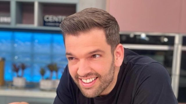 Ευθεία επίθεση από τον Πέτρο Συρίγο: «Υπέγραψα για το “Πρωινό” και δέκα μέρες πριν μου είπαν…»