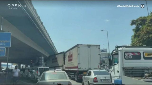 Μεγάλη προσοχή στους οδηγούς στην Πέτρου Ράλλη: Απατεώνες τη στήνουν στο φανάρι – Πώς δρουν