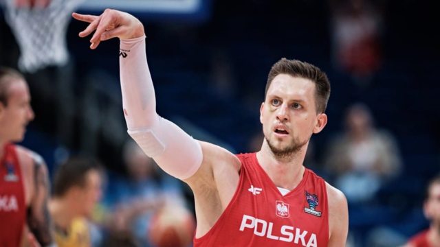 Eurobasket 2022: Πήρε το θρίλερ κόντρα στην Ουκρανία με 94-86 η Πολωνία και πάει… για το θαύμα με Σλοβενία