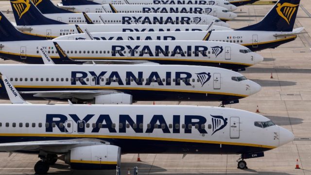 «Φωτιά» στα αεροδρόμια της Ευρώπης από την Ryanair!