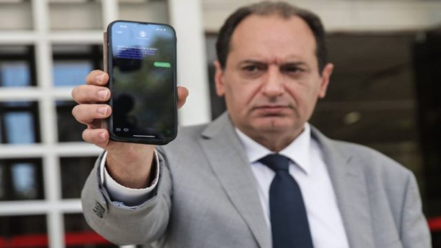 Καταγγελία Σπίρτζη για παρακολούθηση με predator στο κινητό του – «Ο Μητσοτάκης σε παρακολουθεί και σε φακελώνει»