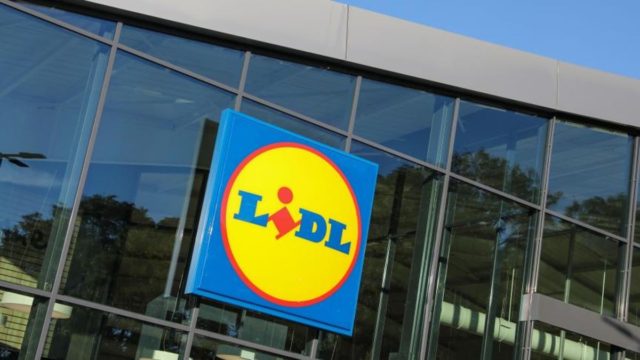 Μοιράζουν δώρα τα Lidl – Χαρίζουν αυτό που κανείς δεν περίμενε!