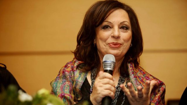 Τα συγκινητικά λόγια της Χαρούλας Αλεξίου: «Ο πατέρας μου πέθανε 35χρονών και…»