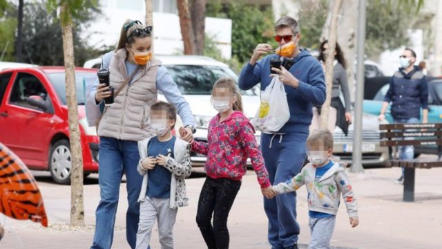 Ο μεγάλος φόβος Μαριέττας Χρουσαλά και Λέοντα Πατίτσα: Η κρίσιμη απόφαση που πήραν για τα παιδιά τους λίγο μετά τη γέννησή τους