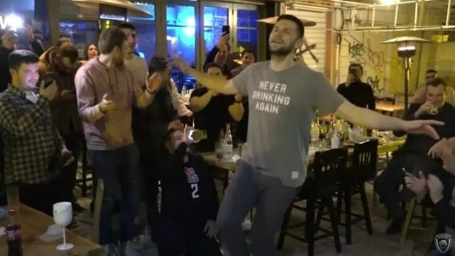 Λεβέντικη ζεϊμπεκιά κορυφαίου Έλληνα μπασκετμπολίστα: Ο αρχηγός Εθνικής και Ολυμπιακού προκάλεσε πανδαιμόνιο!