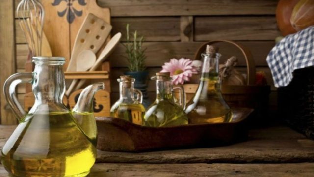 Τοποθετείτε το μπουκάλι με το ελαιόλαδο κοντά στο παράθυρο; Σταματήστε το αμέσως!