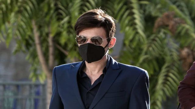 Μένιος Φουρθιώτης: Φυλάκιση 26 μηνών με αναστολή για τις «στημένες» επιθέσεις στο σπίτι του