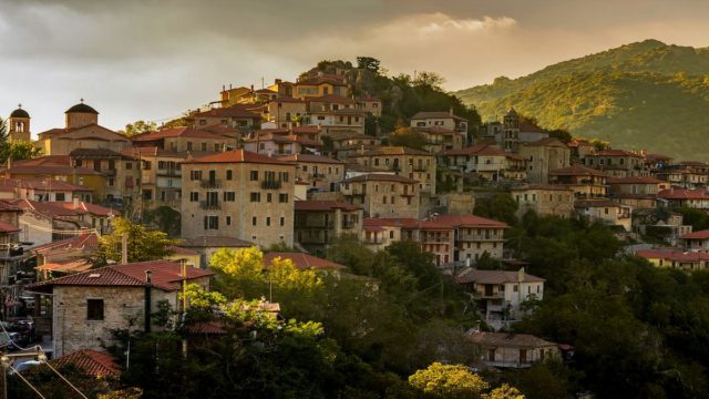 Τριήμερο 28ης Οκτωβρίου: Ο ελληνικός προορισμός με 100% πληρότητα – Δεν είναι η Αράχωβα