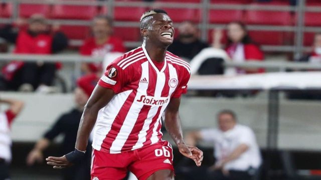 Ολυμπιακός – Καραμπάγκ 0-3: Καθίζηση των ερυθρόλευκων – Παραμένουν χωρίς βαθμό στον όμιλο