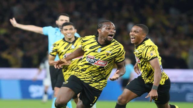 Super League / ΑΕΚ-ΠΑΟΚ 2-0: Νικηφόρο το πρώτο ντέρμπι της Ένωσης στο «Opap Arena – Αγία Σοφία»