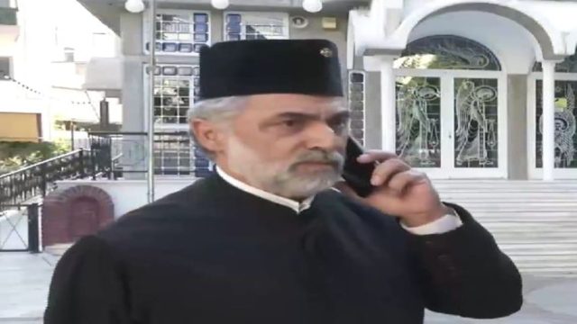 Βιασμός 12χρονης στον Κολωνό: Εκνευρισμένος ο ιερέας διαψεύδει τις φήμες περί αυτοκτονίας