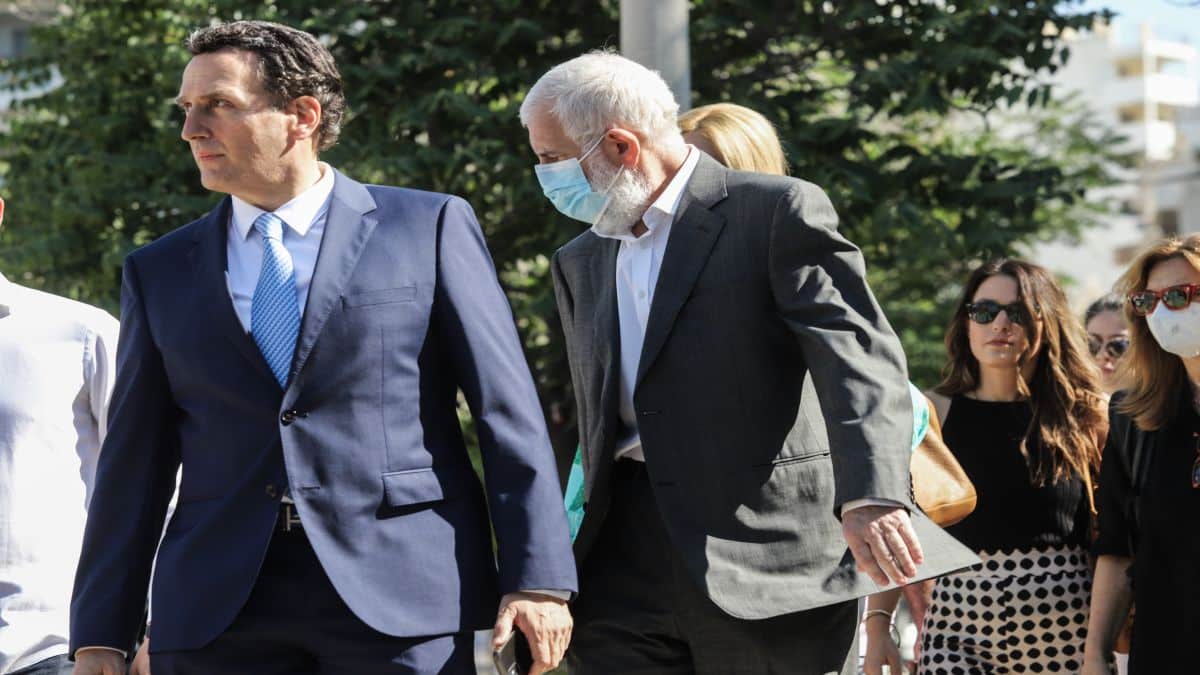 «Είναι απαράδεκτα αυτά…»: Δημόσιο ξέσπασμα από τον δικηγόρο του Πέτρου Φιλιππίδη (video)