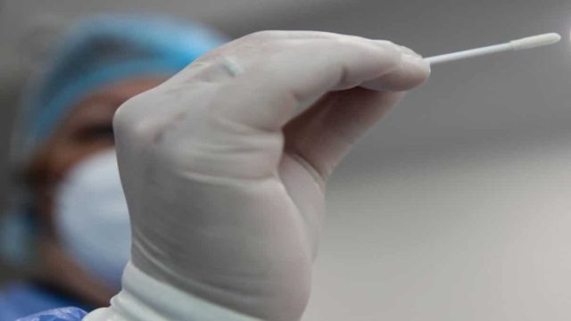 Κορωνοϊός: 52.966 κρούσματα και 138 θάνατοι την περασμένη εβδομάδα