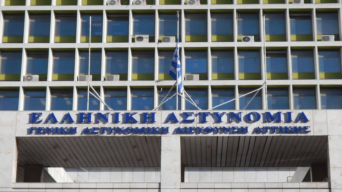Κολωνός: 39χρονος προσήλθε στη ΓΑΔΑ και είπε ότι συνομιλούσε με το προφίλ της 12χρονης