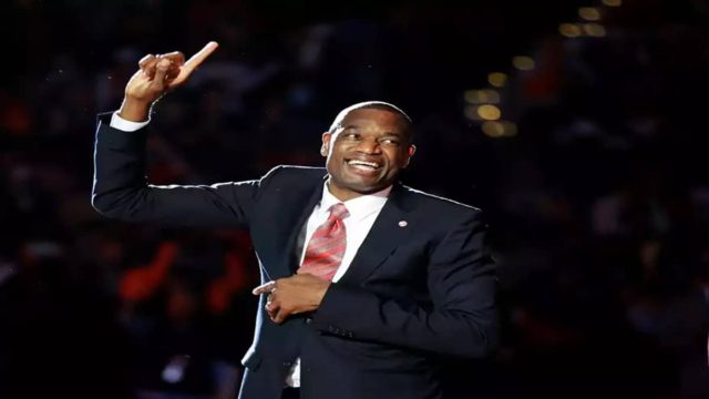 Σοκ στο παγκόσμιο μπάσκετ – Θρύλος του NBA διαγνώσθηκε με όγκο στον εγκέφαλο