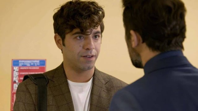 Παγιδευμένοι – Spoiler: Ο Άγγελος φορτώνει τον φόνο στον πατέρα του! Στο πλευρό του και η μητέρα του
