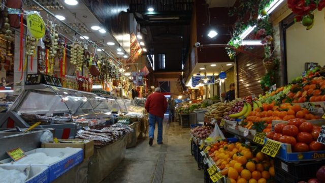 Η Σκεπαστή Αγορά της Καλλιθέας που κρύβει μέσα της πολύ αγάπη και ποιοτικά προϊόντα