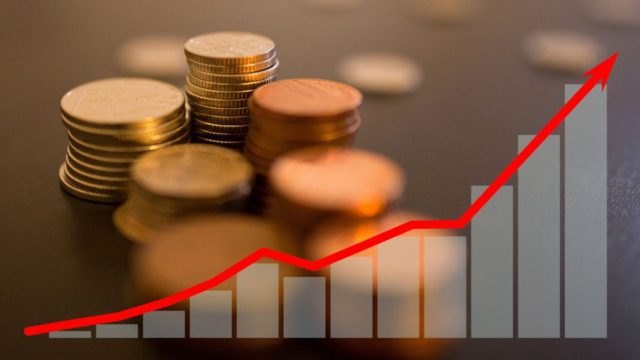 Πληθωρισμός: Εκτινάχθηκε στο 12% το Σεπτέμβριο – Μεγάλες αυξήσεις σε γαλακτοκομικά, κρέατα, ψωμί